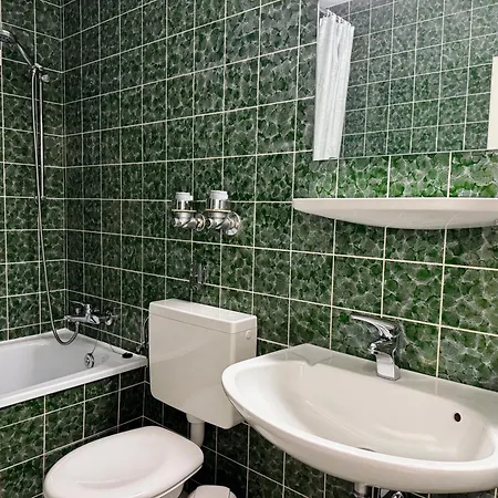 Weers * קושהאבן